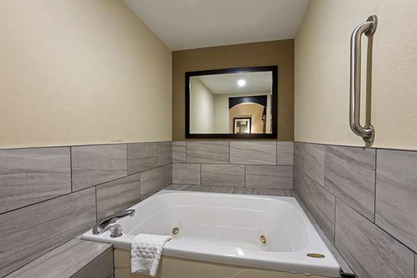  - Best Western Plus Searcy Inn