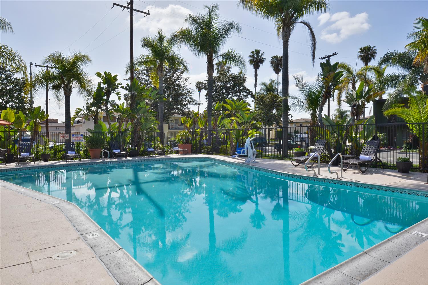 Best Western Plus Pavilions Anaheim, CA See Discounts