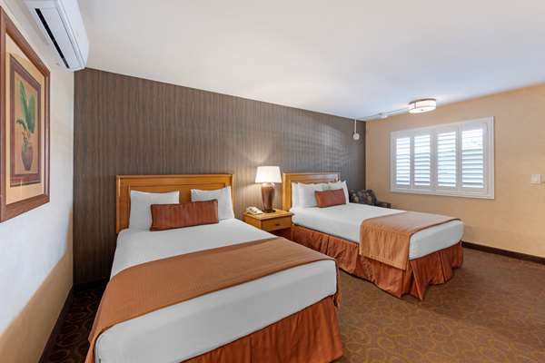  - Best Western Plus Pavilions Anaheim - I-5, Exit 109
