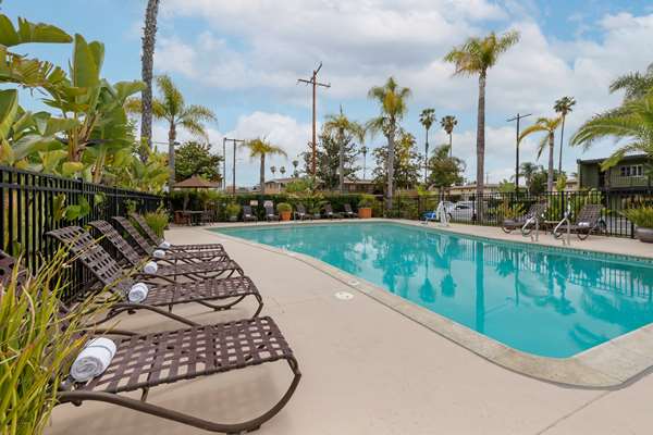 Pool - Best Western Plus Pavilions Anaheim - I-5, Exit 109