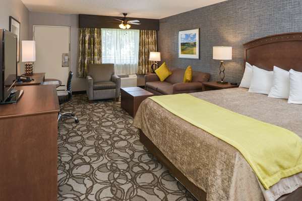 Suite - Best Western Plus Black Oak Lodge Paso Robles