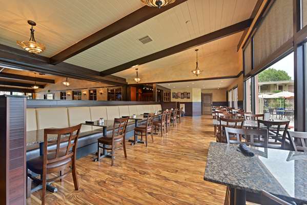 Restaurant - Best Western Petaluma Inn - CA 116, Exit 474