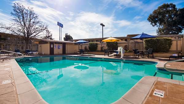 Pool - Best Western Petaluma Inn - CA 116, Exit 474