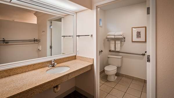  - Best Western Garden Inn Santa Rosa