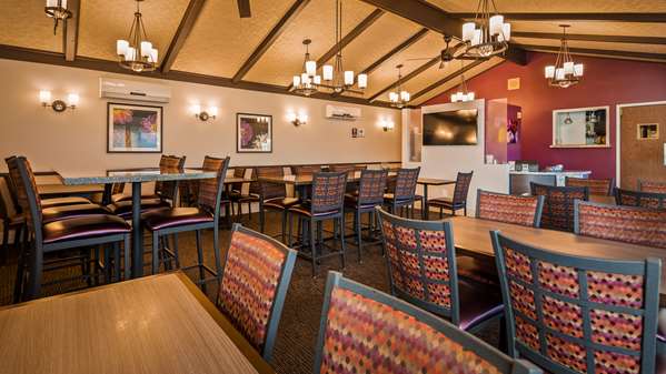 Restaurant - Best Western Garden Inn Santa Rosa