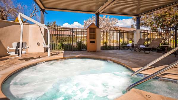 Pool - Best Western Garden Inn Santa Rosa
