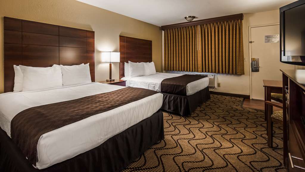 Best Western Heritage Inn-guestroom-Guest Room,On-Site.jpg