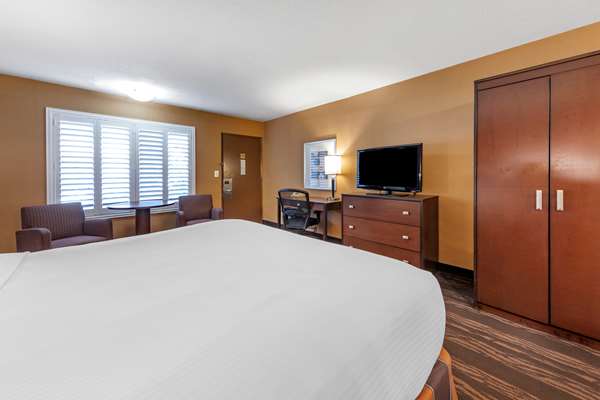  - Best Western Plus Stovall's Inn Anaheim
