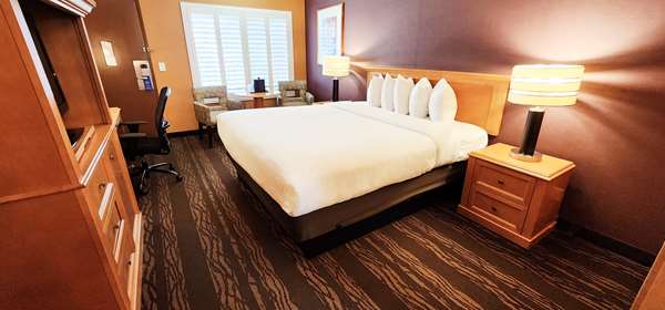  - Best Western Plus Stovall's Inn Anaheim