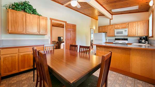 Suite - Best Western Vista Manor Fort Bragg