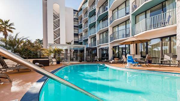 Pool - Best Western Yacht Harbor Hotel San Diego