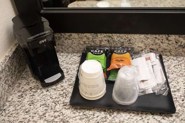  - Best Western Sonoma Winegrower's Inn - US 101, Exit 483