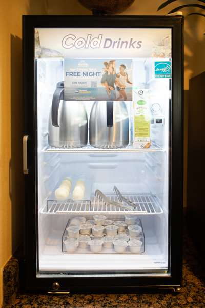 Bar - Best Western Sonoma Winegrower's Inn - US 101, Exit 483