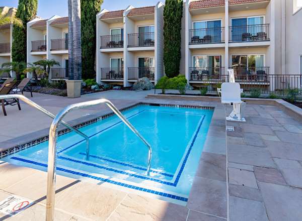 Pool - Best Western Plus Royal Oak Hotel San Luis Obispo