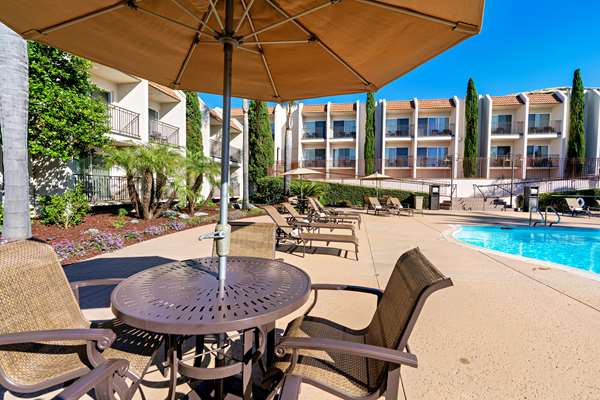 Pool - Best Western Plus Royal Oak Hotel San Luis Obispo