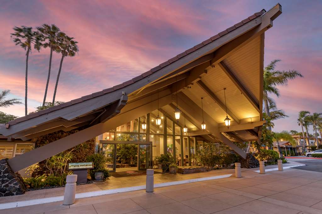Best Western Plus Island Palms Hotel