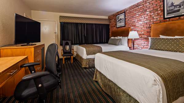  - Best Western Pine Tree Motel Chino