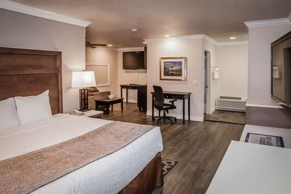 Suite - Best Western Bishop Lodge