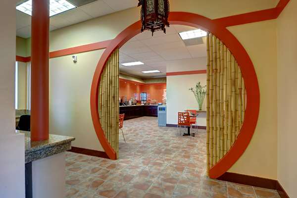 Restaurant - Best Western Plus Dragon Gate Inn Los Angeles