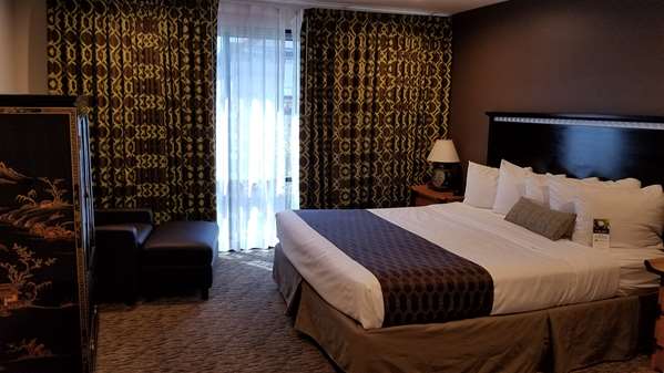 Suite - Best Western Plus Dragon Gate Inn Los Angeles