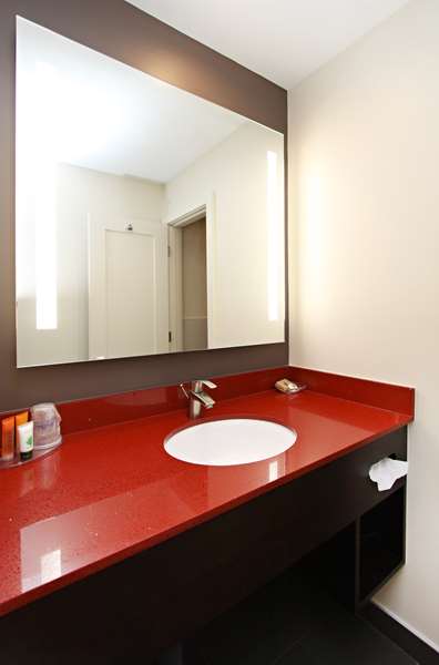 Suite - Best Western Plus Dragon Gate Inn Los Angeles