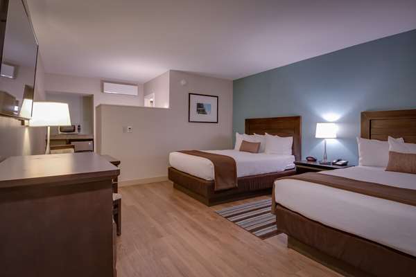  - Best Western Plus Inn of Ventura - US 101, Exit 70