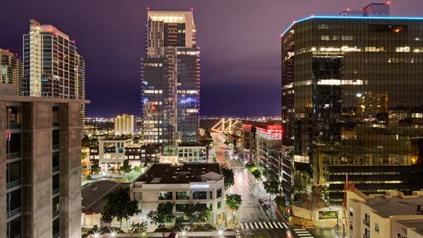  - Best Western Plus Bayside Inn San Diego - I-5, Exits 16B & 17