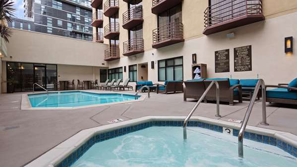 Pool - Best Western Plus Bayside Inn San Diego - I-5, Exits 16B & 17
