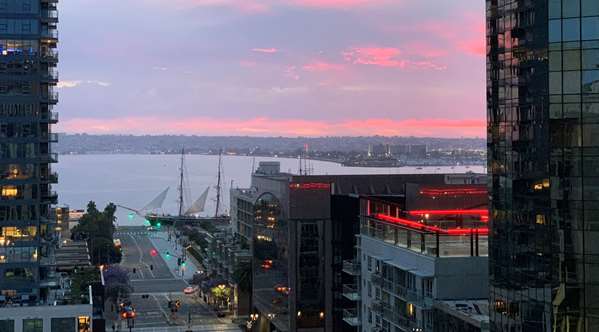  - Best Western Plus Bayside Inn San Diego - I-5, Exits 16B & 17