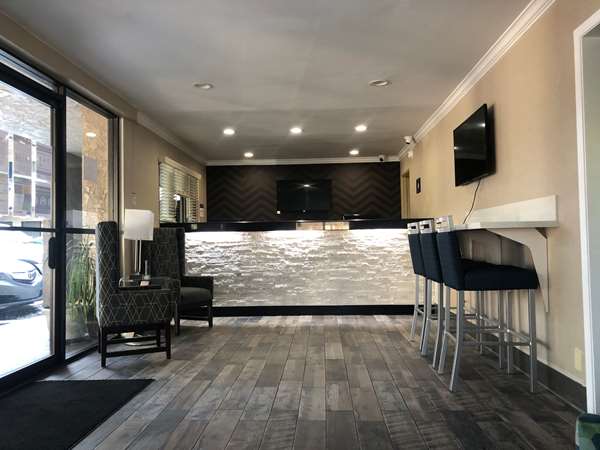  - Best Western Courtesy Inn Anaheim - I-5, Exit 110