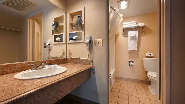  - Best Western Westminster Inn - I-405, Exit 19