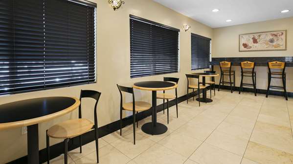  - Best Western Westminster Inn - I-405, Exit 19