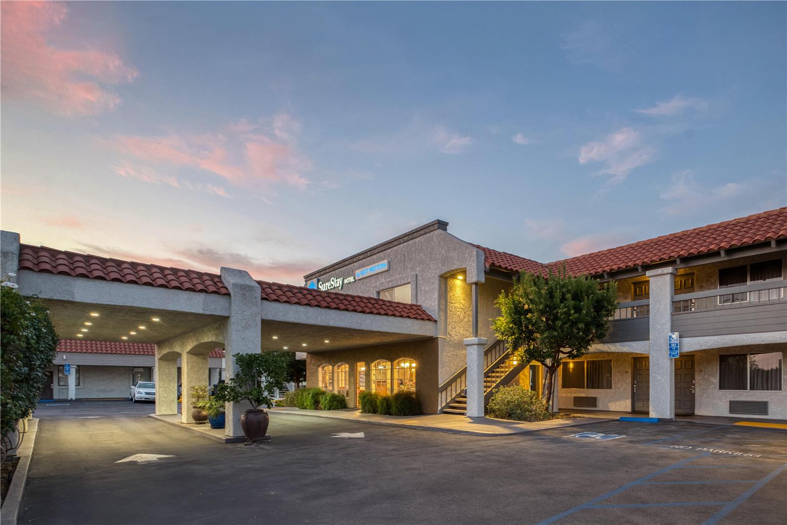 SureStay Hotel Camarillo