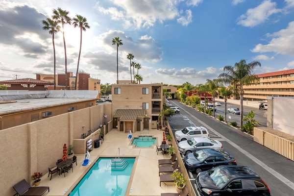 Pool - Best Western Plus Anaheim Inn - I-5, Exit 110