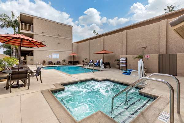 Pool - Best Western Plus Anaheim Inn - I-5, Exit 110