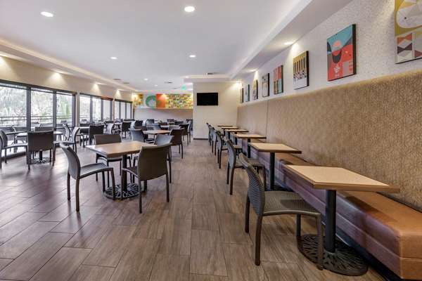 Amenities - Best Western Plus Anaheim Inn - I-5, Exit 110