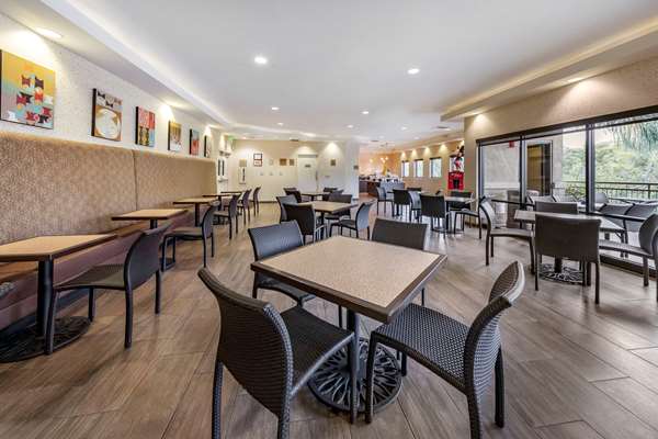 Amenities - Best Western Plus Anaheim Inn - I-5, Exit 110