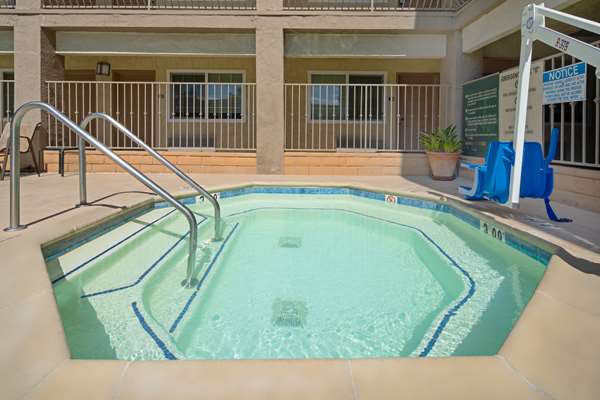 Spa - Best Western San Diego Miramar Hotel - I-15, Exit 14