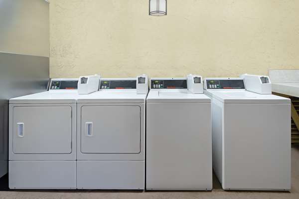  - Best Western San Diego Miramar Hotel - I-15, Exit 14