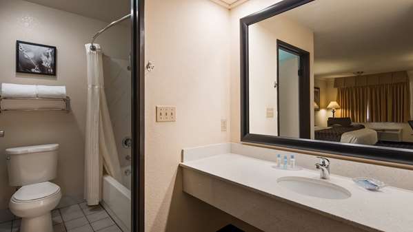  - Best Western Plus Inn of Hayward - I-880, Exit 29