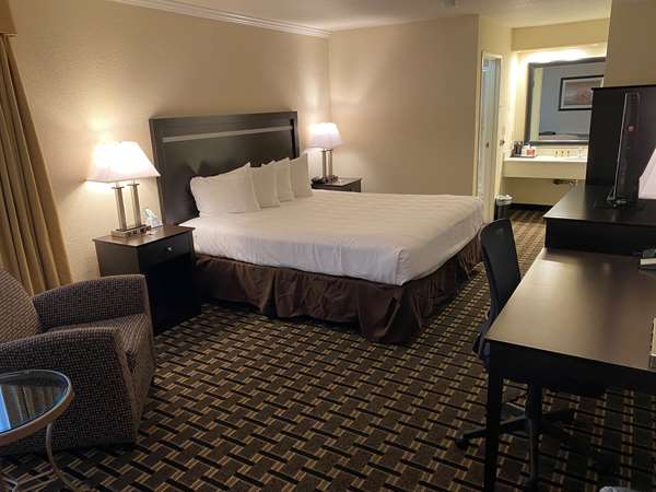  - Best Western Plus Inn of Hayward - I-880, Exit 29