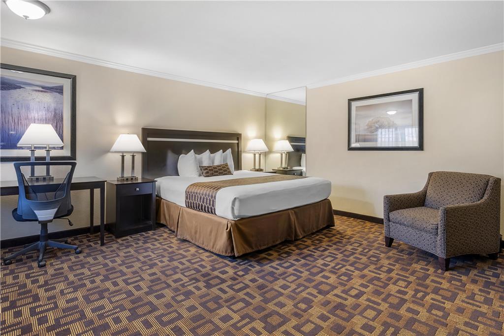 Best Western Plus Inn of Hayward-guestroom-Guest Room,On-Site.jpg