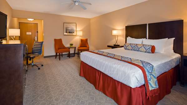  - Best Western Plus Monterey Inn