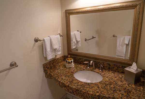  - Best Western Plus Monterey Inn