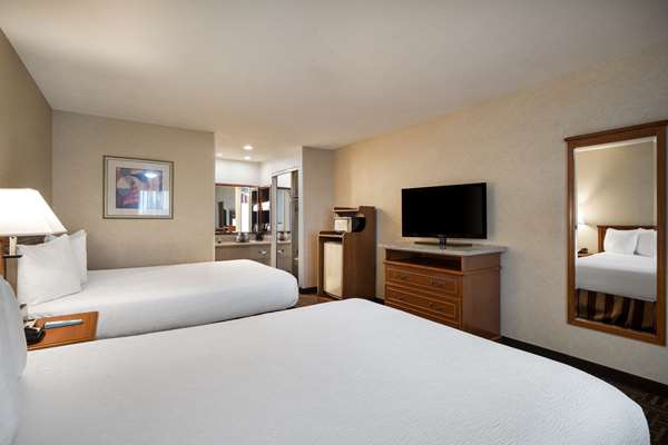  - Best Western Norwalk Inn - I-605, Exit 10