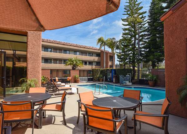 Pool - Best Western Plus Redondo Beach Inn