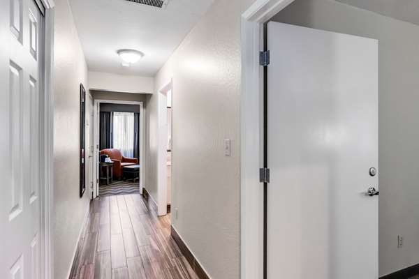  - Best Western Plus Sonora Oaks Hotel & Conference Center