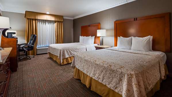  - Best Western Plus Newport Mesa Inn Costa Mesa
