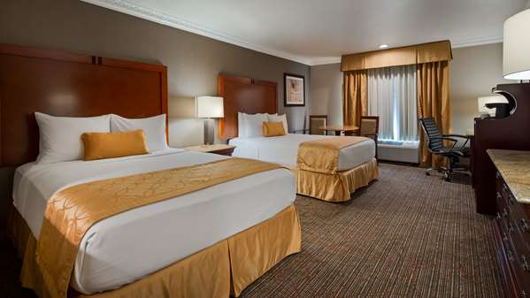  - Best Western Plus Newport Mesa Inn Costa Mesa