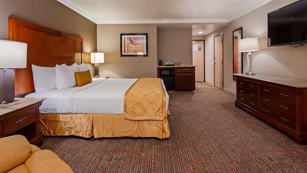 Suite - Best Western Plus Newport Mesa Inn Costa Mesa